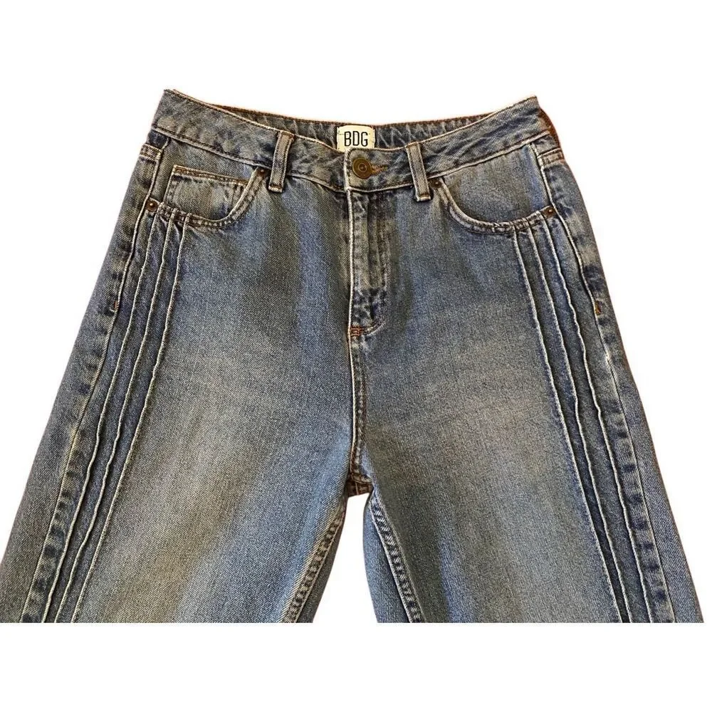 Bdg Urban Outfitters Pleated Mom Jeans Straight Leg Everyday Casual - Picture 3 of 14